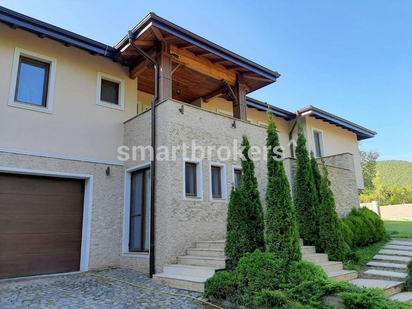 Magnificent luxury house at the foot of Rila mountain
