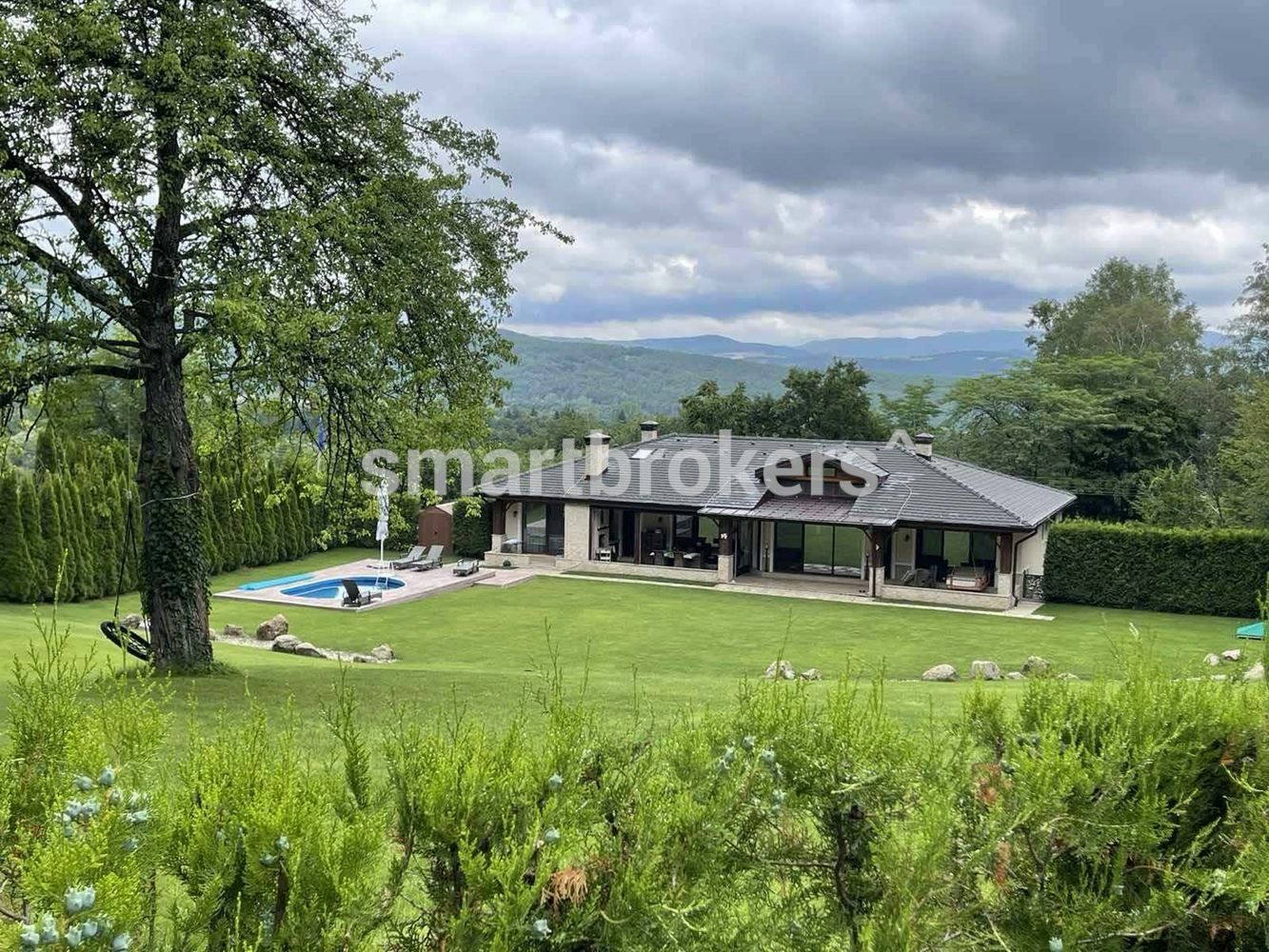 Magnificent luxury house at the foot of Rila mountain