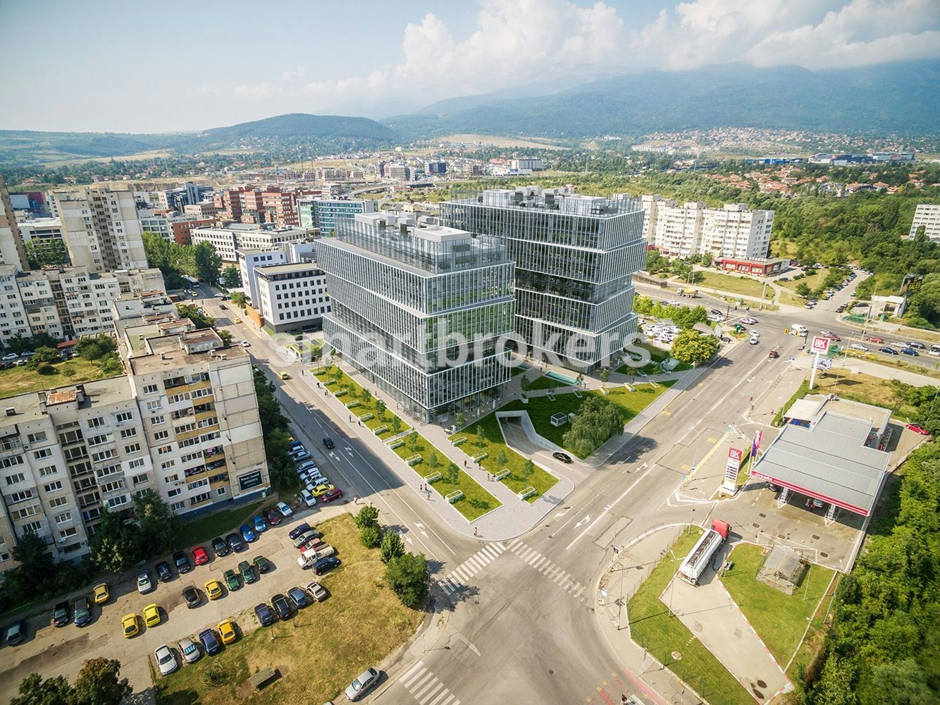 Office space for rent in building B in the prestigious ADVANCE BUSINESS CENTER in Mladost 4 near the Business Park