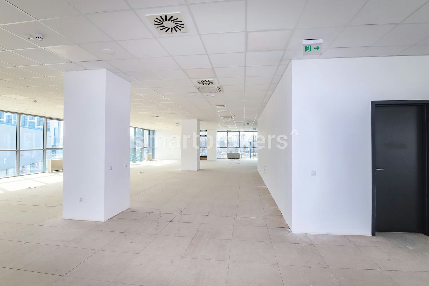 Office for rent located on 8th floor in a sustainable and comfortable building Sofia Office Center located on Tsarigradsko Shosse Blvd.