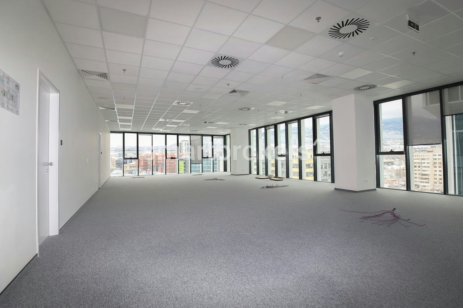 Office space for rent in building A in the prestigious ADVANCE BUSINESS CENTER in Mladost 4 near the Business Park