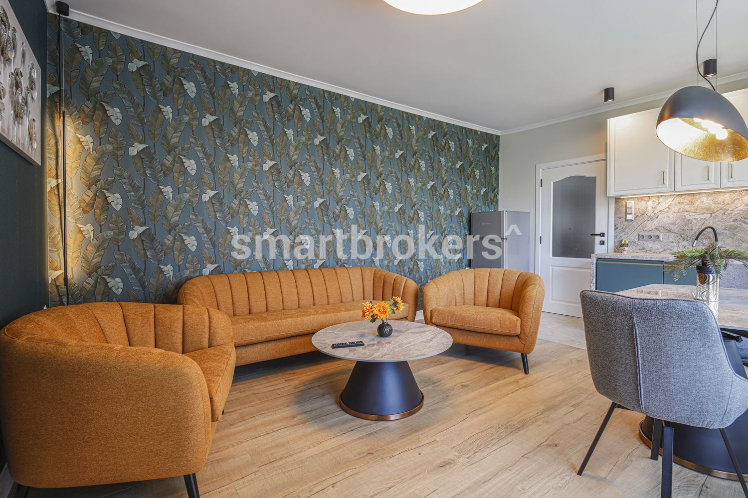 New and modernly furnished three-room apartment for rent in Strelbishte quarter