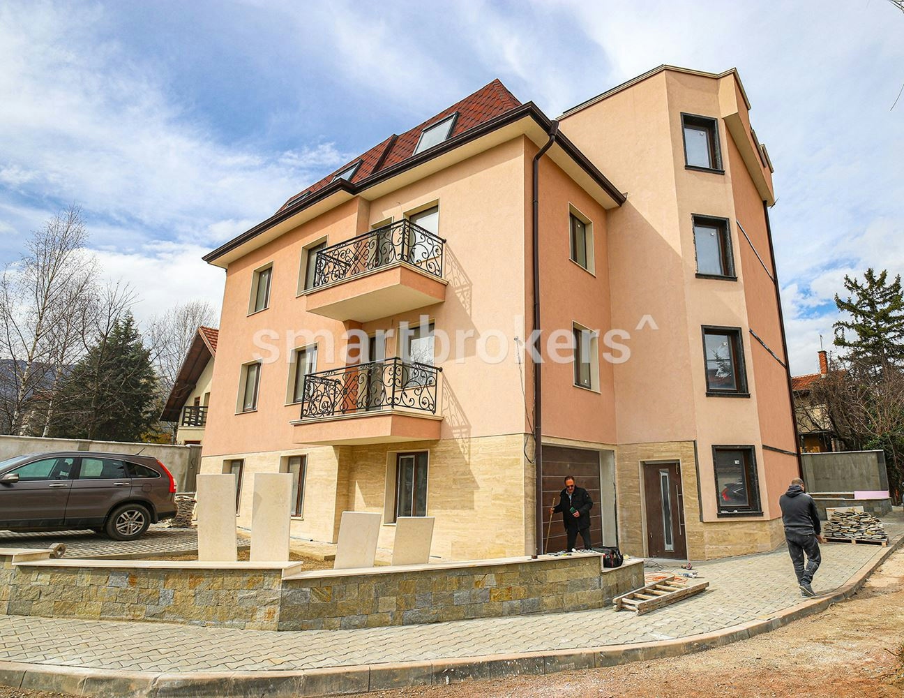 Слънчев многостаен апартамент в нова сграда в Малинова Долина