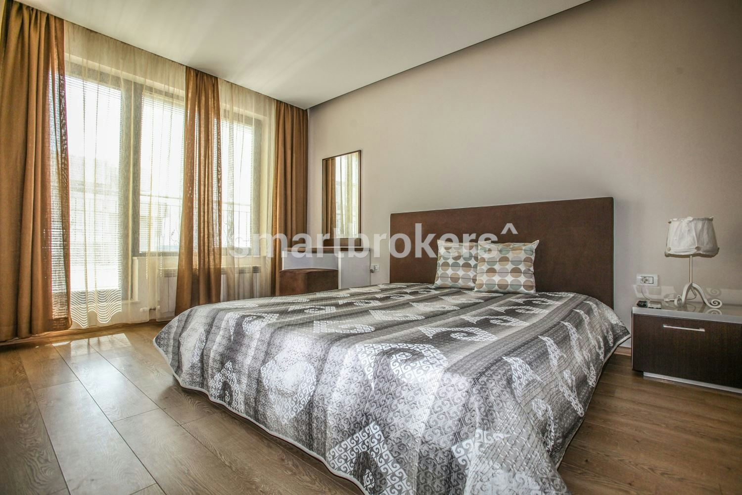 Luxury two-bedroom apartment for rent in Lozenets