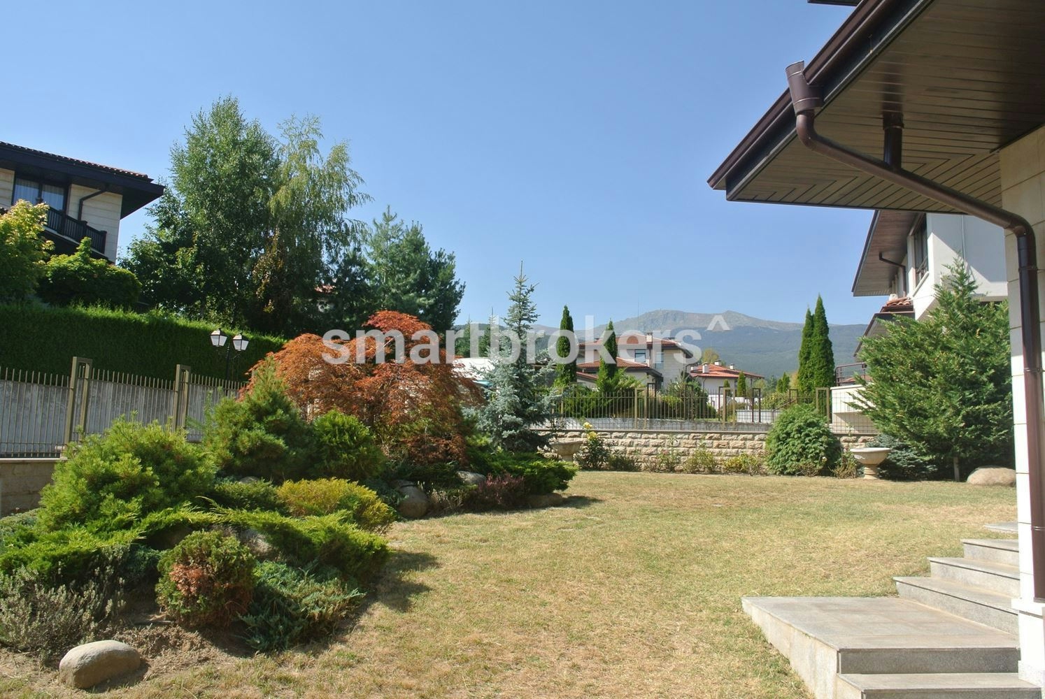 Luxury house with well maintained landscaped yard for rent in gated complex "Bel Valley"